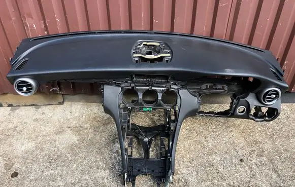 Mercedes-Benz C W205 Dashboard A2056801387