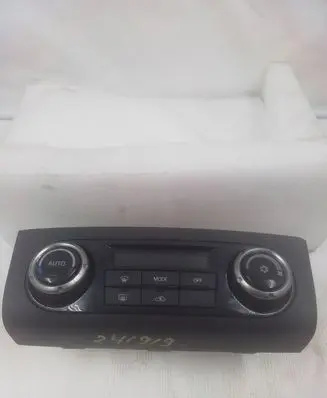 Mitsubishi Pajero Interior fan control switch 7820A496XA 2370004021