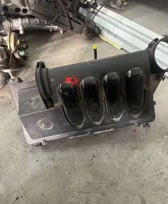 Mercedes-Benz CLA C117 X117 W117 Intake manifold A6400900704