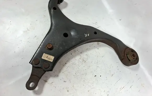 KIA Ceed Front lower control arm/wishbone 5450012H000