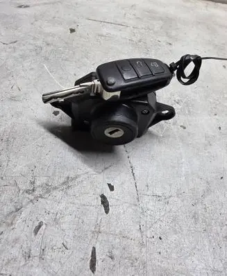 Audi A6 S6 C6 4F Ignition lock 4F0909131 4F0910131 3330150100