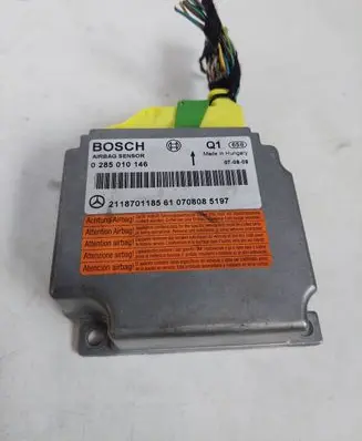 Mercedes-Benz E W211 Airbag control unit/module 2118701185 0285010146