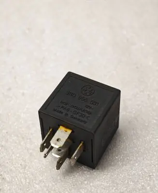 Volkswagen Golf IV Other relay 3B0955531