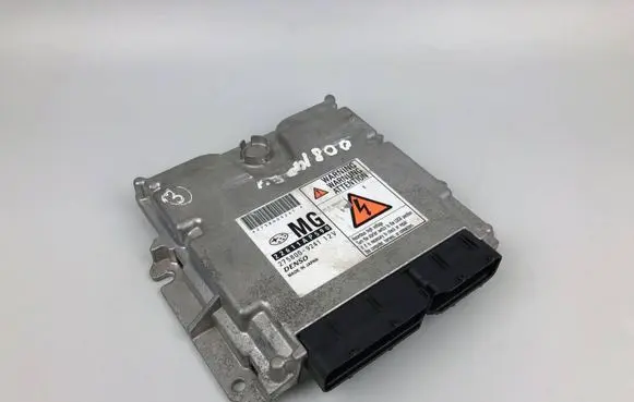Subaru Outback Engine control unit/module 22611AP590