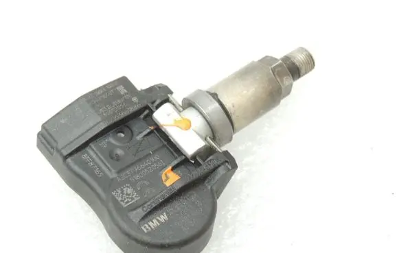 BMW 3 F30 F35 F31 Tire pressure sensor 6855539 36106855539