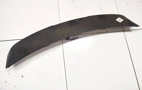 Ford Focus Tailgate/trunk spoiler 4m51a44210ak 4m51-a44210-ak