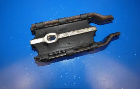 Volvo XC60 Engine mount bracket 31262935 BH9SA