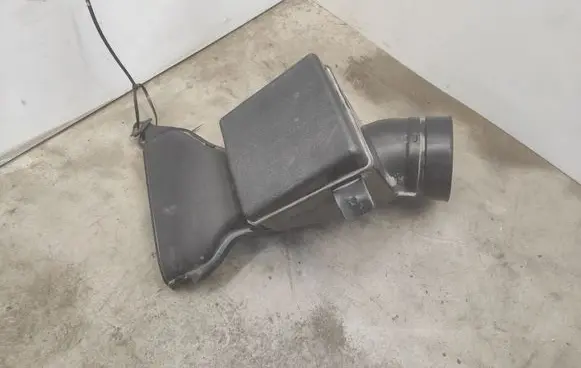 Toyota Sienna XL30 III Air intake duct part 177500P100