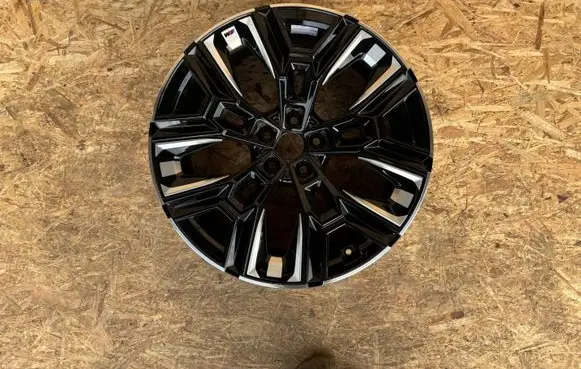 BMW i5 G60 R20 alloy rim K608955
