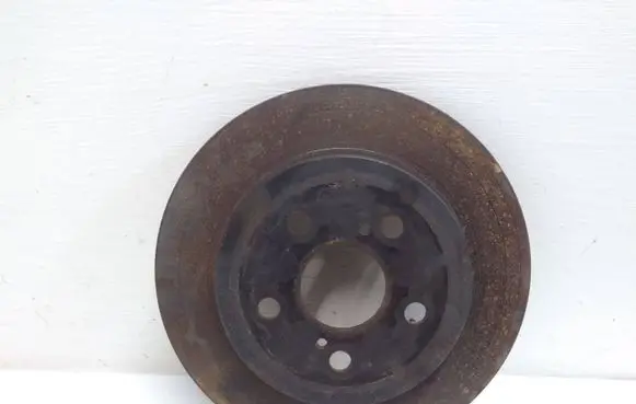 Toyota Prius (XW50) Rear brake disc