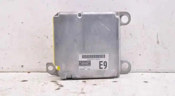 Toyota Prius (XW20) Airbag control unit/module 8917047390 1523006951