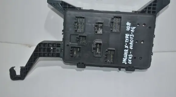 Jaguar X-Type Fuse module 1X4314A073AG