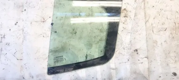 Renault Megane II Rear vent window glass 