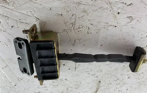 Mercedes-Benz CLS C219 Front door check strap stopper A2197300016