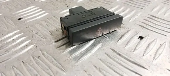 Volkswagen PASSAT B7 Hazard light switch 3AA953509