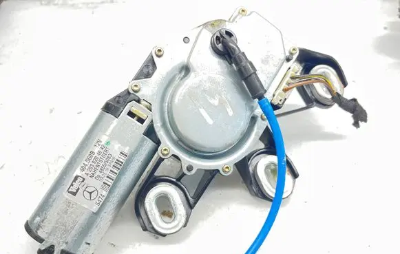 Mercedes-Benz C W203 Rear window wiper motor A2038204642