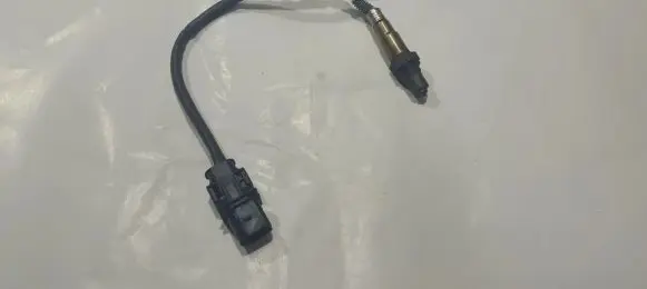 BMW 5 E60 E61 Lambda probe sensor 0281004019 7791592-02