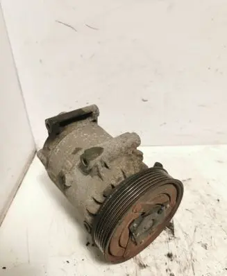 Renault Scenic II - Grand scenic II Air conditioning (A/C) compressor (pump) 8200940837 10138070456A 01140854