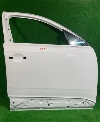 Audi Q7 4M Front door