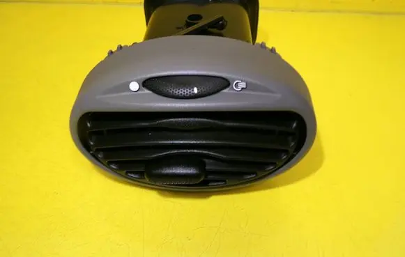 Ford Focus Dashboard side air vent grill/cover trim 98AB19893BJW
