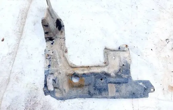 Toyota Avensis Verso Engine splash shield/under tray 5144044010