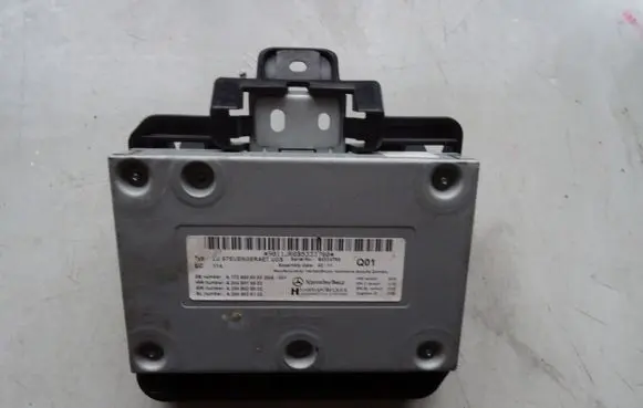 Mercedes-Benz C W204 Other control units/modules A2049015902 A2049016002 A2049016102