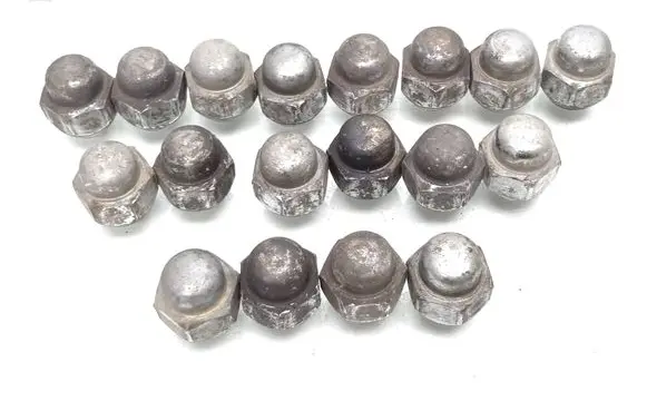 Nissan Navara D40 Nuts/bolts 