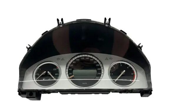 Speedometer (instrument cluster)