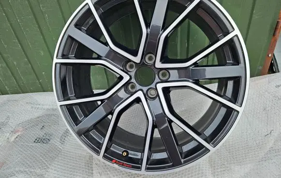 Audi Q5 SQ5 R20 alloy rim 80A601025BP