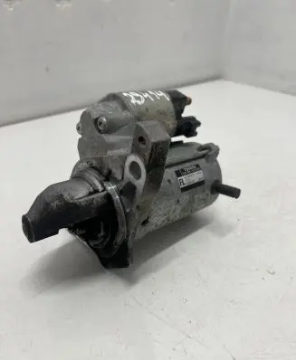 Toyota Verso-S Starter motor 2810047240 4380001900
