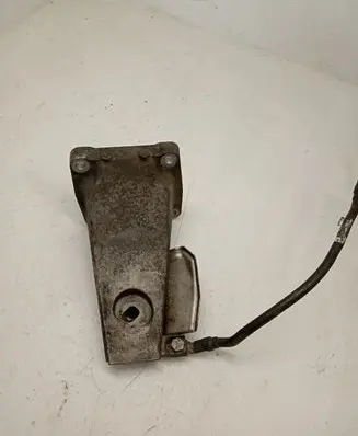 BMW M5 Engine mounting bracket 2282634