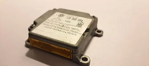 Volkswagen PASSAT B5 Airbag control unit/module 1J0909604 45970216 5WK4200