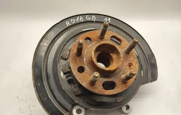 Chevrolet Camaro Rear wheel hub