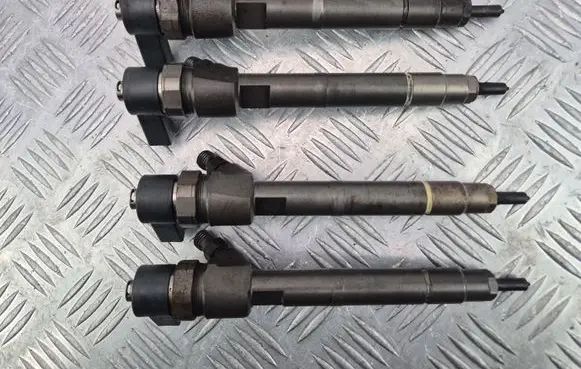 Mercedes-Benz C W203 Fuel injectors set A6460700787