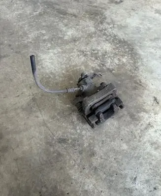Peugeot 208 Rear brake caliper