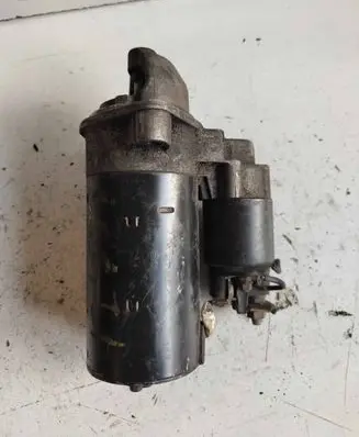 BMW 5 E39 Starter motor 0001109200