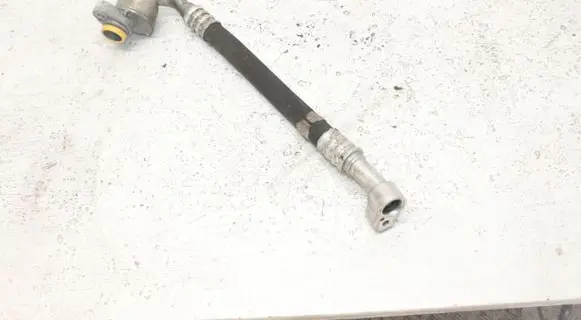 Air conditioning (A/C) pipe/hose