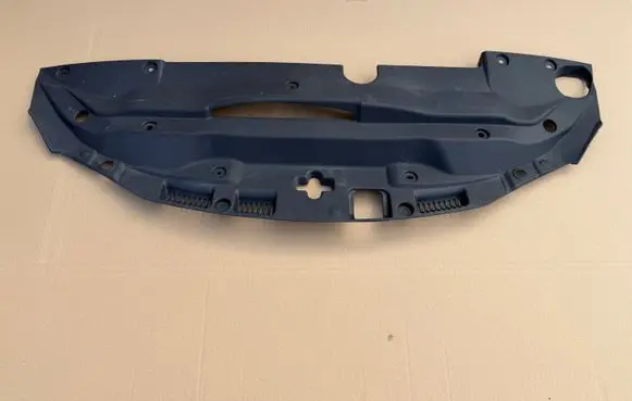 Lexus IS 220D-250-350 Radiator trim 5329553010