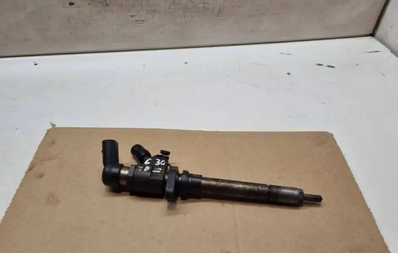 Fuel injector