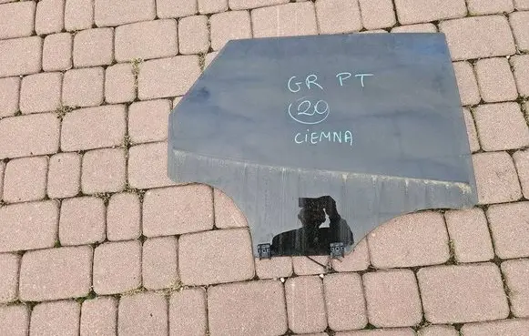 Opel Grandland X Rear door window glass 5O5P5L5E5X673