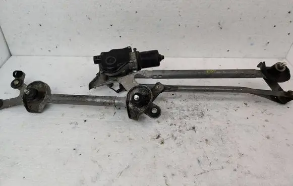 Toyota Prius+ (ZVW40) Front wiper linkage 5309C006