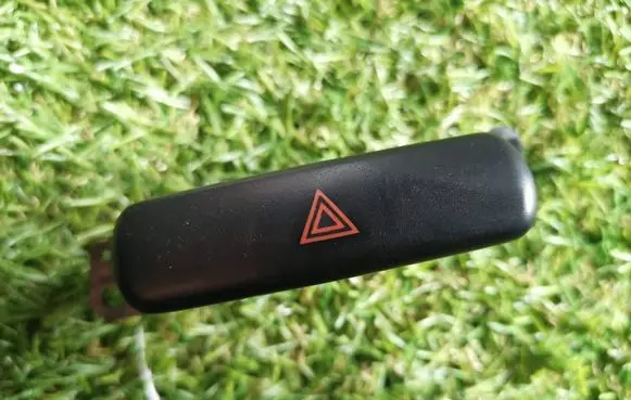 Mitsubishi Carisma Hazard light switch mr114083