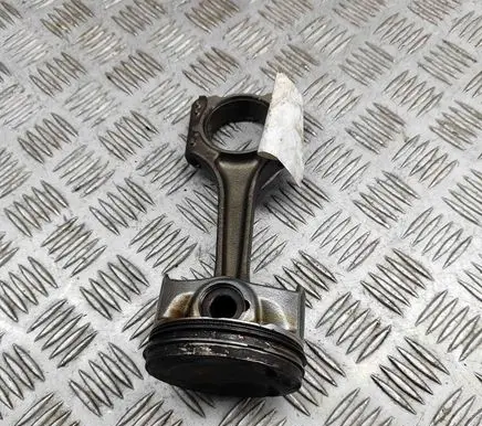 Volkswagen Golf VII Piston 06K107065AG