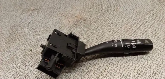 KIA Carens II Wiper control stalk 