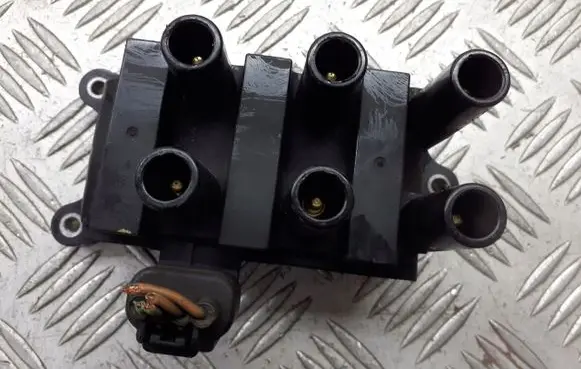 Ford Mondeo Mk III Spark distributor NGKU2023