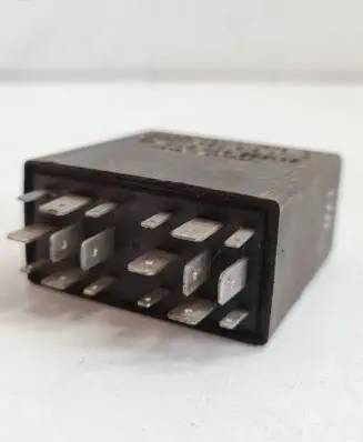 Audi A6 S6 C5 4B Other relay 4B0919471A 5KG00656805