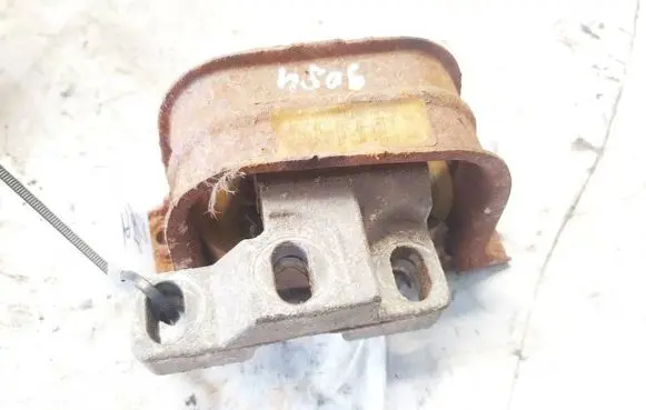 Chrysler Sebring (ST-22 - JR) Engine mount bracket 30184 4573773