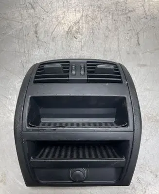 BMW 5 F10 F11 Rear air vent grill 9206664