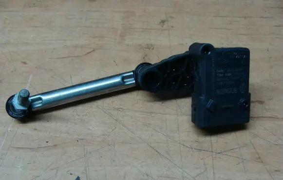 Renault Talisman Headlight/headlamp level sensor 538211502R
