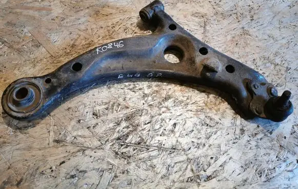 Toyota Picnic Front lower control arm/wishbone 